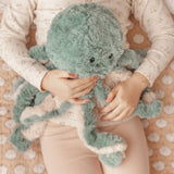 Ollie The Weighted Octopus